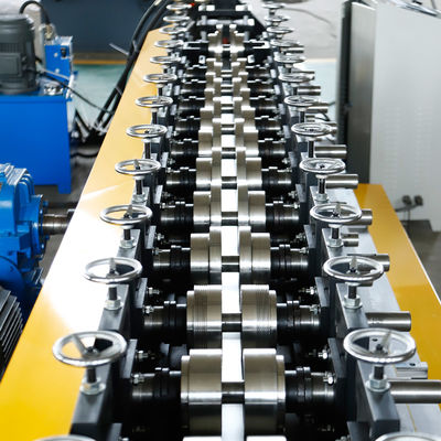 Acier de lumière de Keel Roll Forming Machine 4KW de voie d'U à deux lignes