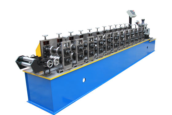 Type de tuile de plafond de forme de 100 Keel Roll Forming Machine C
