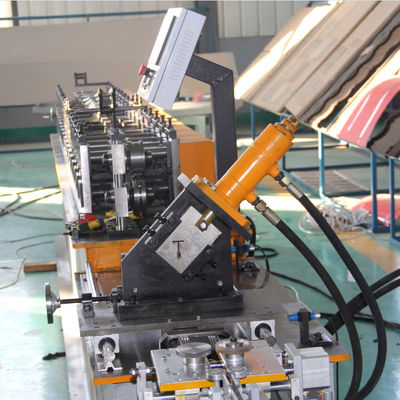 Station de rouleau de Keel Roll Forming Machine 8m/min 15 de barre de T