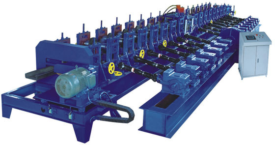 Petit pain de Purlin de 15KW CZ formant des étapes de la machine 20m/min 16