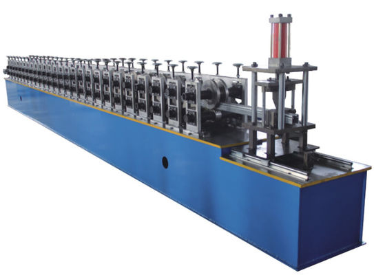 Petit pain de porte de volet de rail de guide formant la machine 15m/min 5.5KW