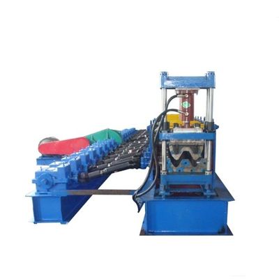 Petit pain de panneau en métal formant la machine pour la garde Rail 12m/min