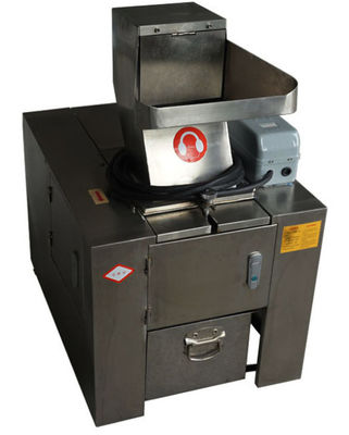 Équipement de transformation de la viande SS304, machine animale de broyeur de l'os 600kg/h