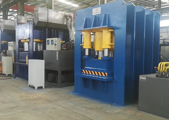 3000 pressing d'action de double de la machine 380V de Ton Hydraulic Steel Door Embossing