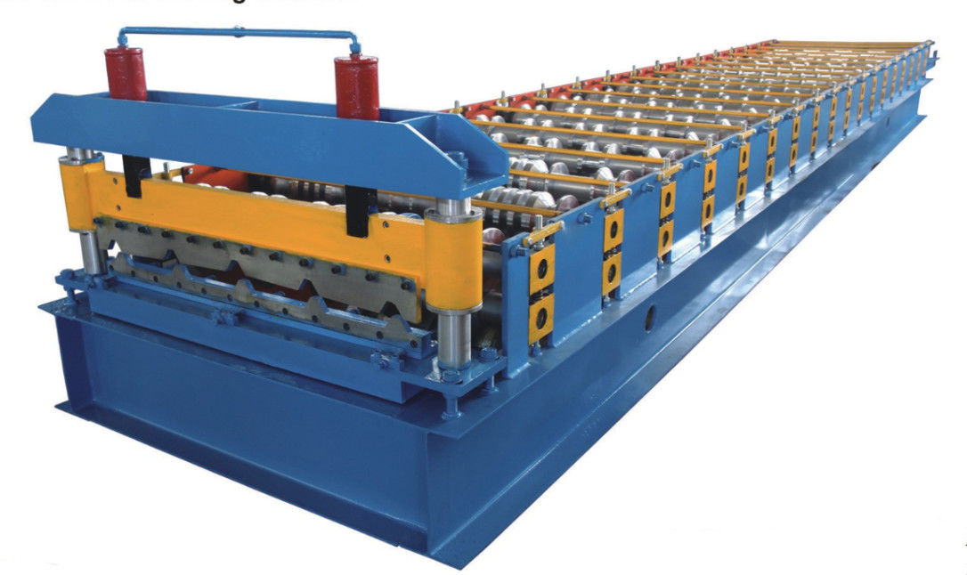 Petit pain couvrant de la feuille 840 formant la machine, feuille ondulée bleue de toit faisant la machine